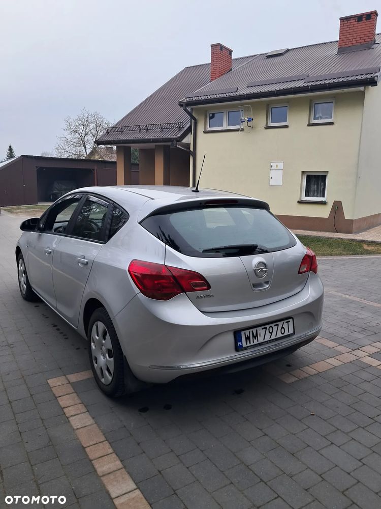 Opel Astra 1.4 T Essentia EU6 - 7