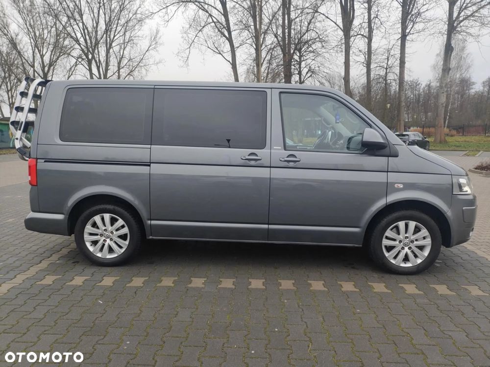 Volkswagen Multivan - 11