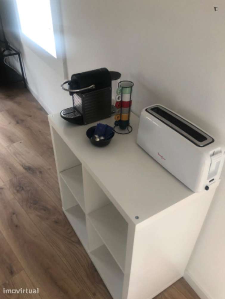 Apartamento com 1 quartos - localizado em Benfica Lisbon - Grande imagem: 5/13