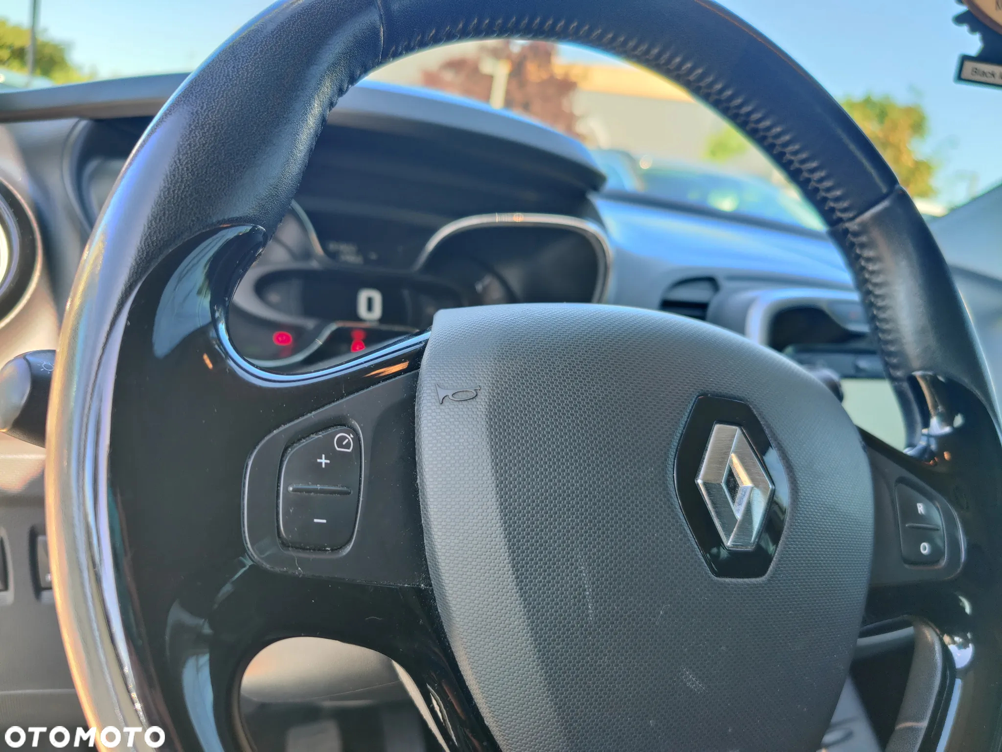 Renault Captur 0.9 Energy TCe Alize EU6 - 17