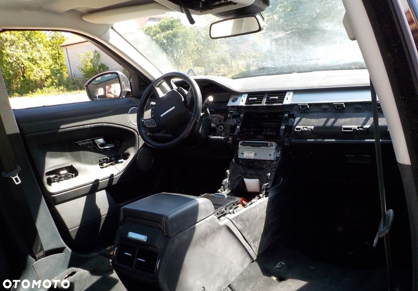 Land Rover Range Rover Evoque - 25