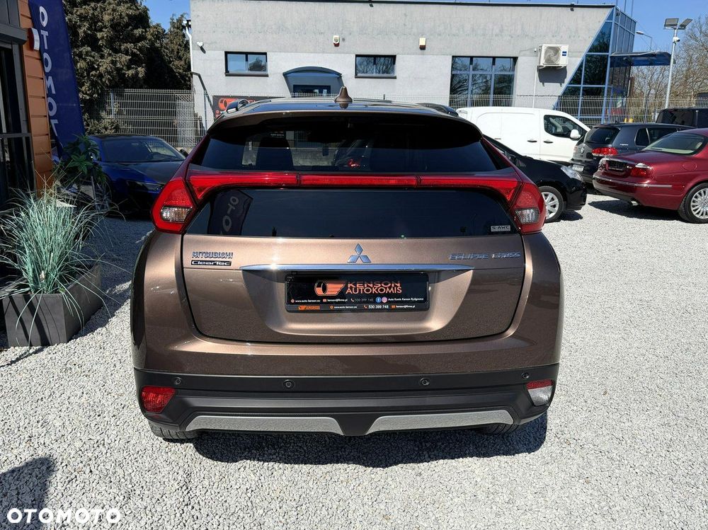 Mitsubishi Eclipse Cross - 39