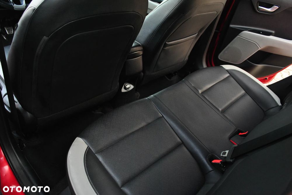 Kia Stonic 1.0 T-GDI 120 Platinum Edition - 10