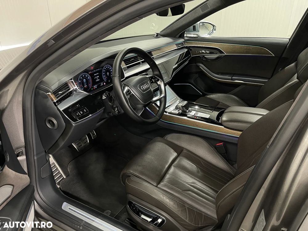 Audi A8 - 5