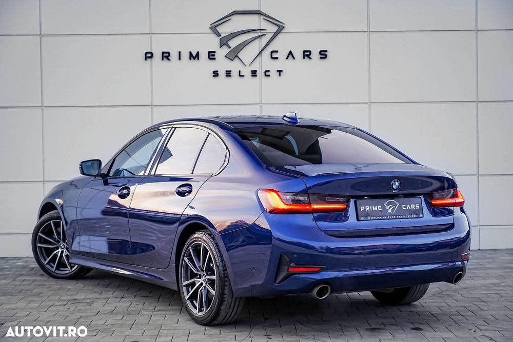 BMW Seria 3 330i Aut. Sport Line - 7