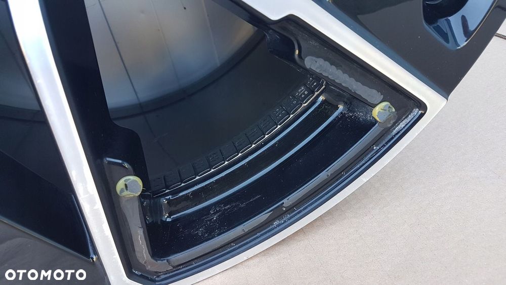 FELGA MERCEDES W296 EQS 9.5Jx21 ET30.1 - 6