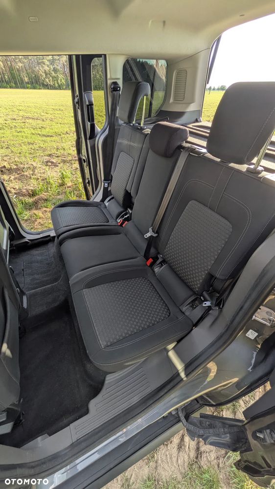 Ford Tourneo Connect 1.5 EcoBlue Trend PowerShift - 17