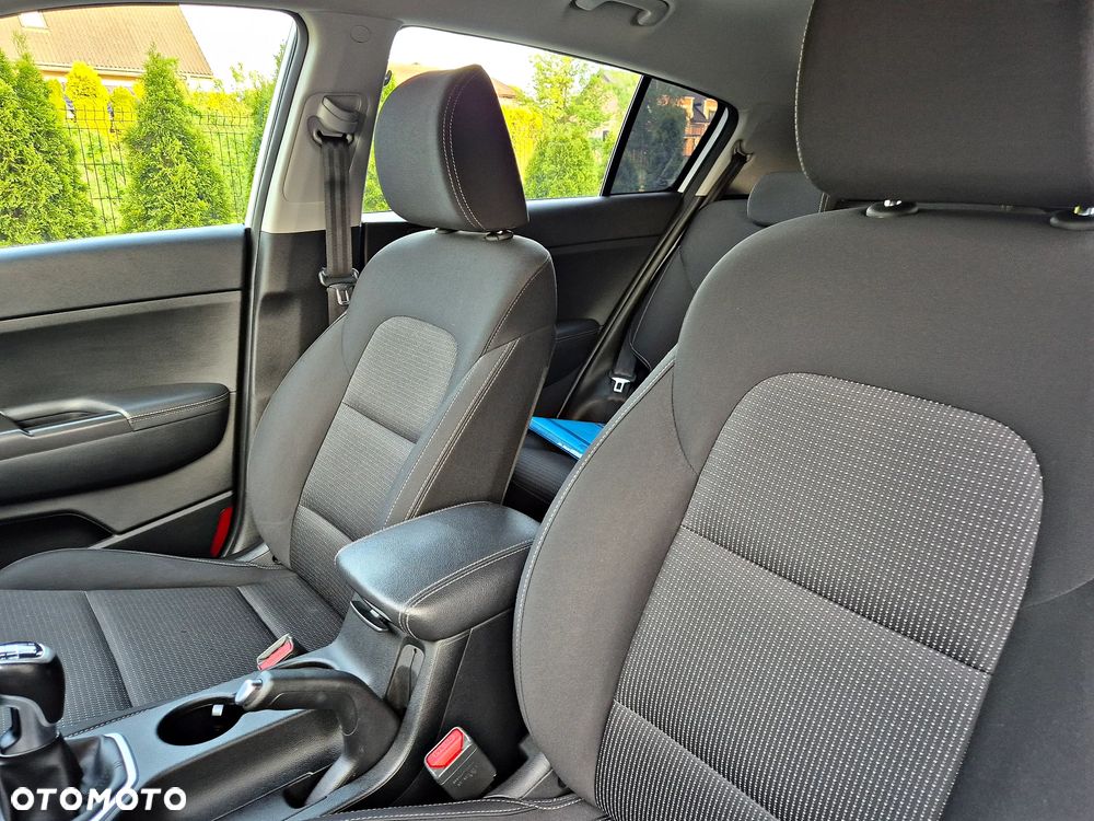Kia Sportage 1.6 GDI 2WD DREAM-TEAM EDITION - 24