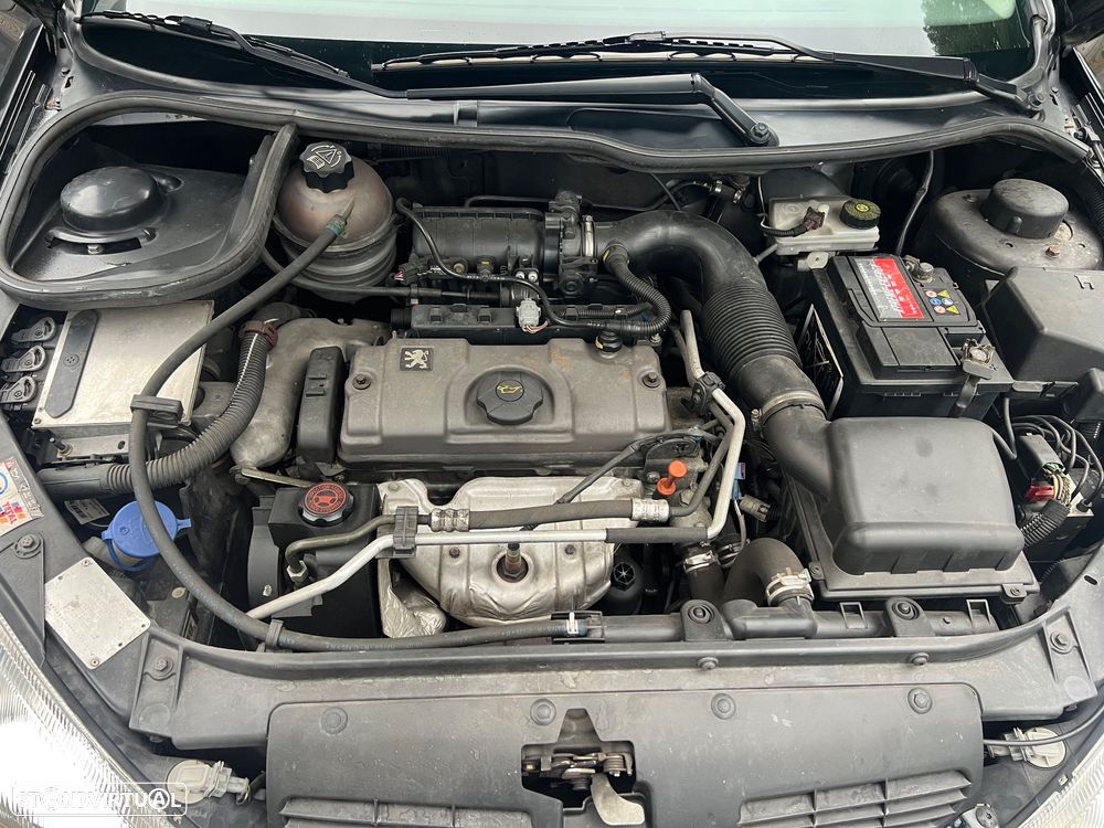 Peugeot 206 1.1 XT - 16