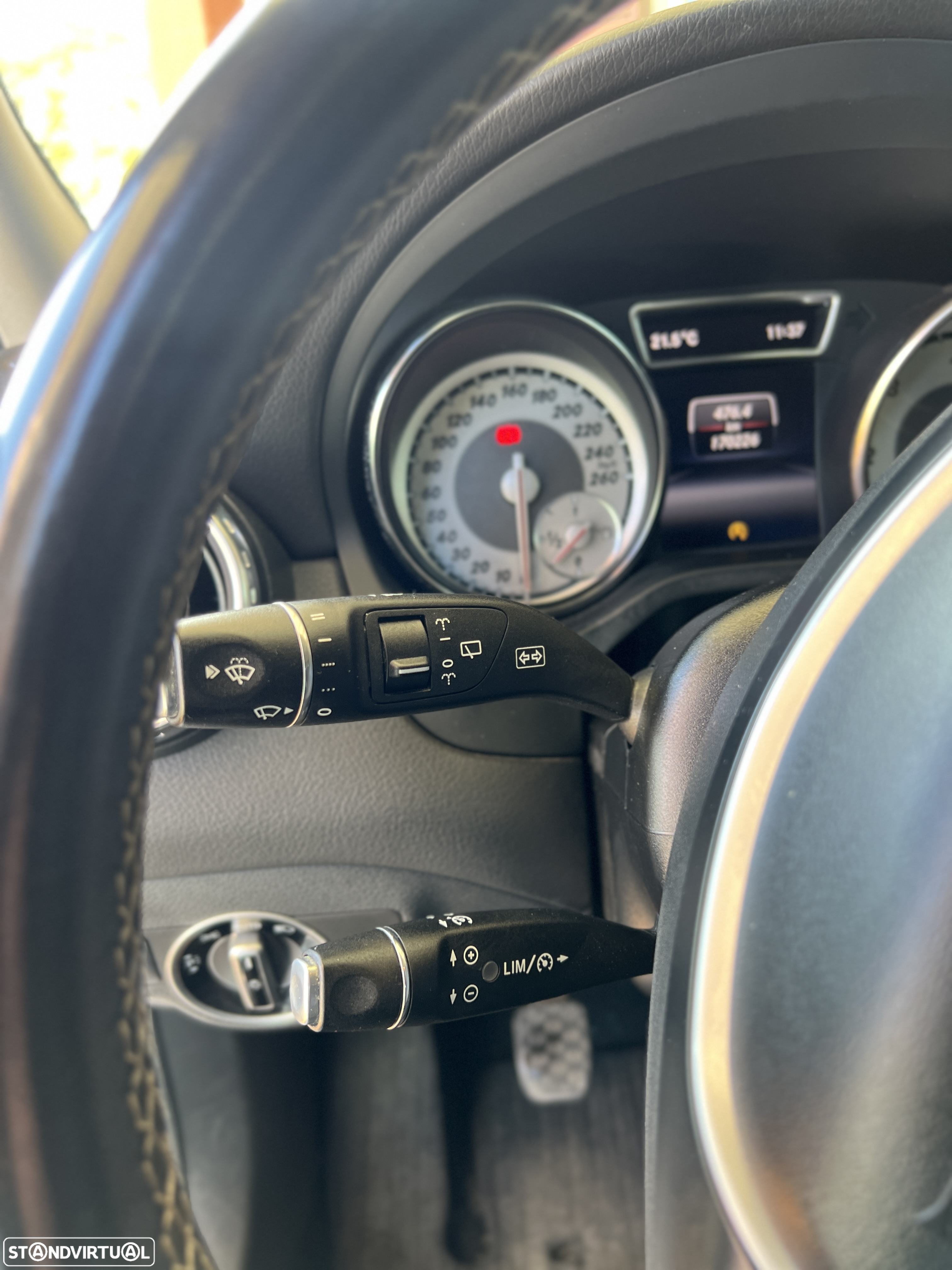 Mercedes-Benz GLA 180 CDi AMG Line - 8
