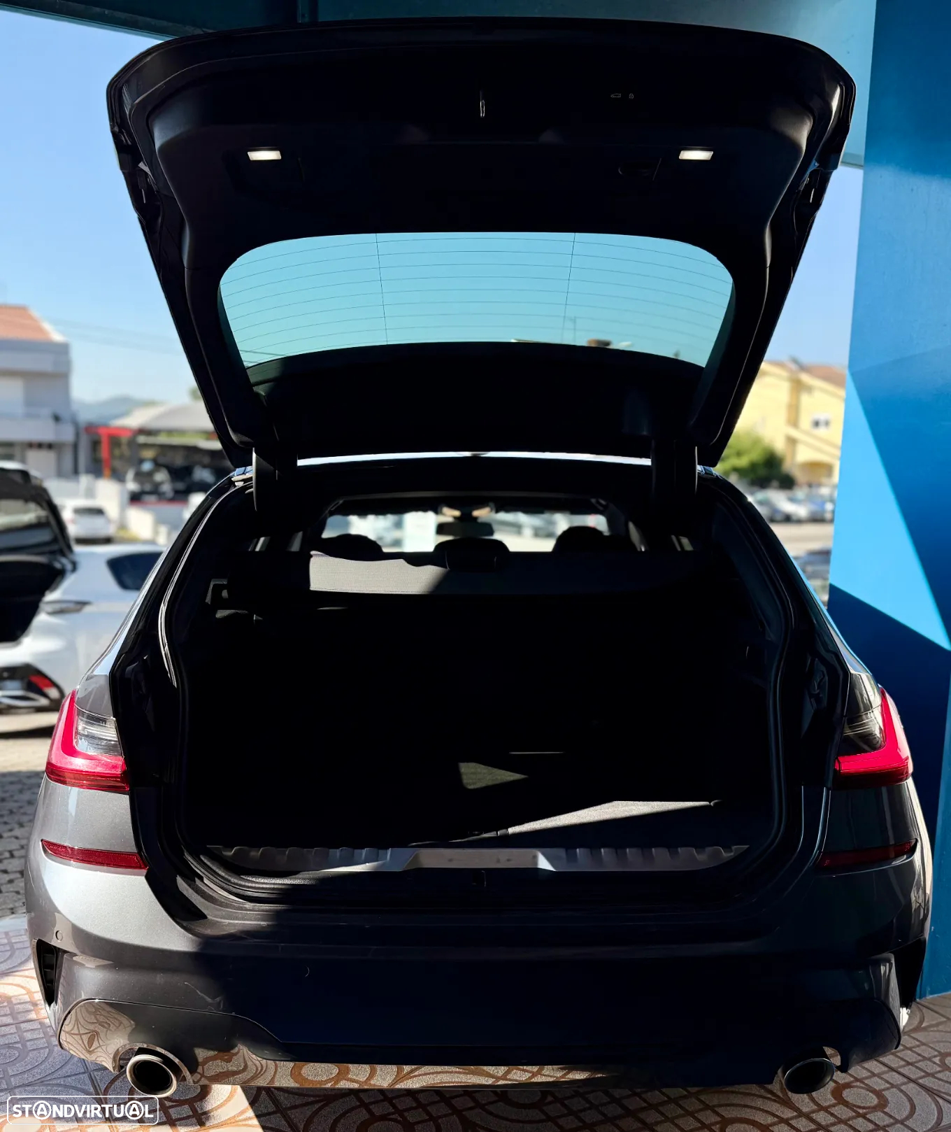 BMW 330 e Touring Pack M Auto - 27