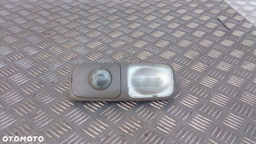 LAMPA LAMPKA OŚWIETLENIA WNETRZA KABINY DAF XF 105 - 2