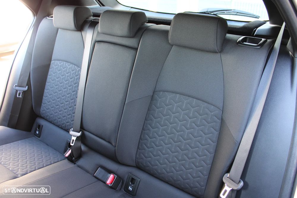 Toyota Corolla 1.8 Hybrid Exclusive - 43