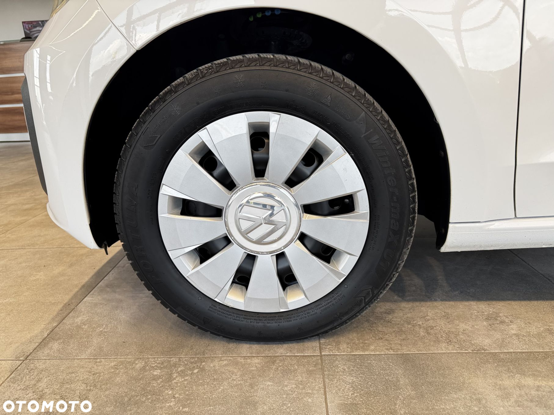 Volkswagen up! - 10