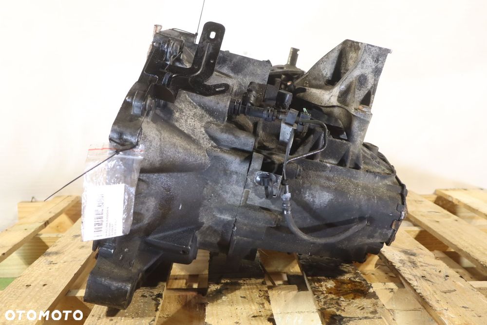SKRZYNIA BIEGÓW 6 BIEGOWA CITROEN C5 III 2.2HDI Biturbo 20MB21 - 3