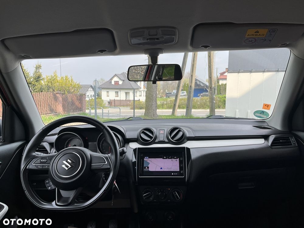 Suzuki Swift 1.2 Dualjet Allgrip Comfort - 10