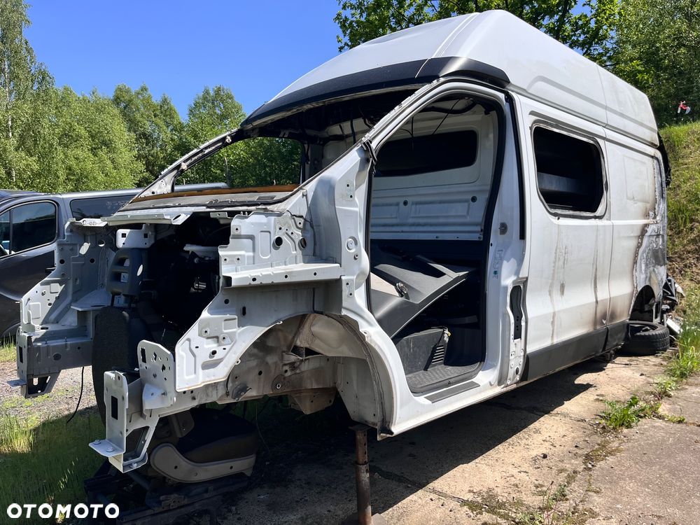 Renault Trafic IV L2H2 DV369 Niemcy - 1