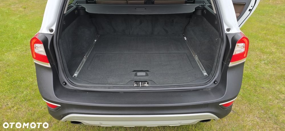 Volvo XC 70 T5 AWD Dynamic Summum - 17