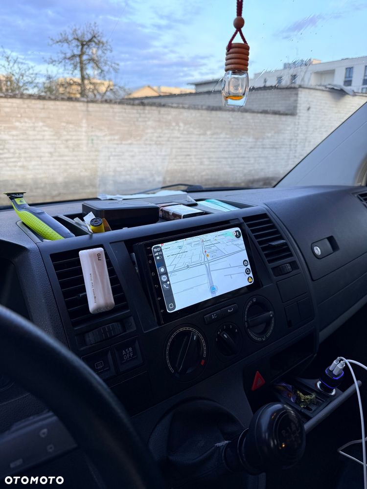 Volkswagen Transporter - 9