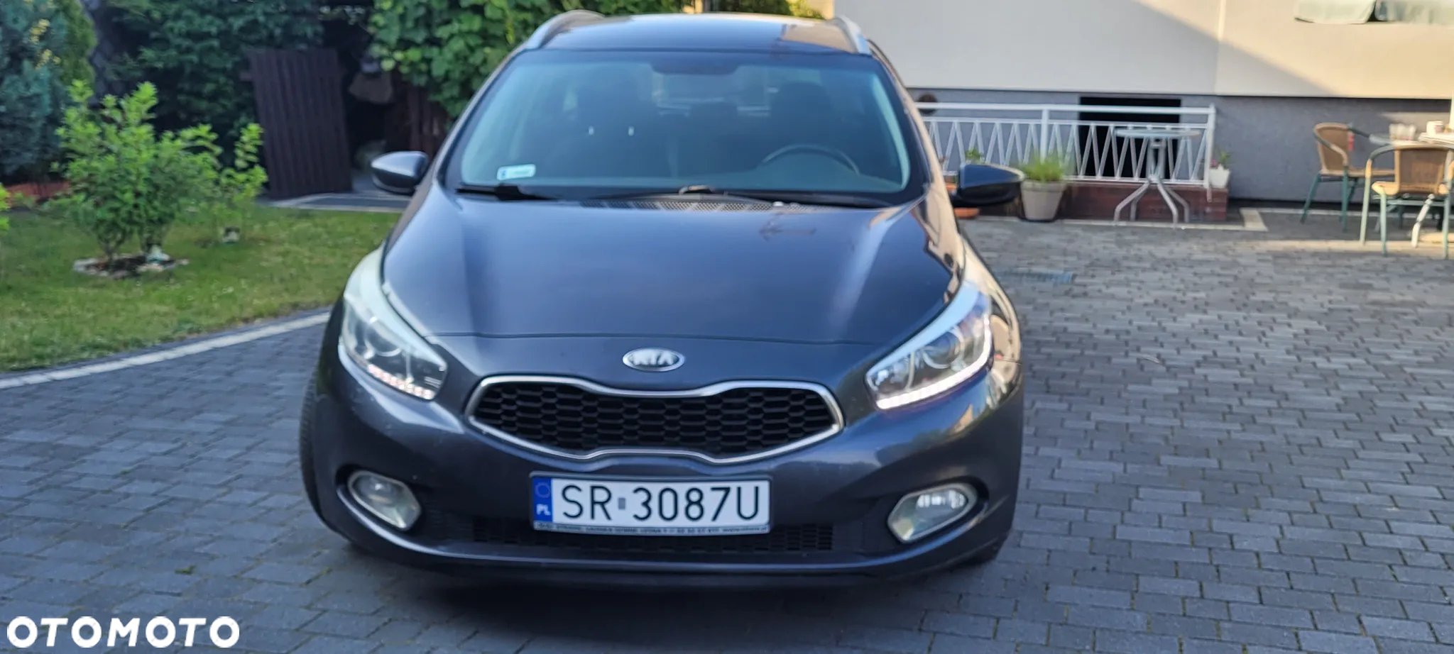 Kia Ceed - 12