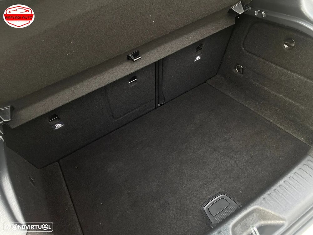 Mercedes-Benz A 180 d Urban - 28