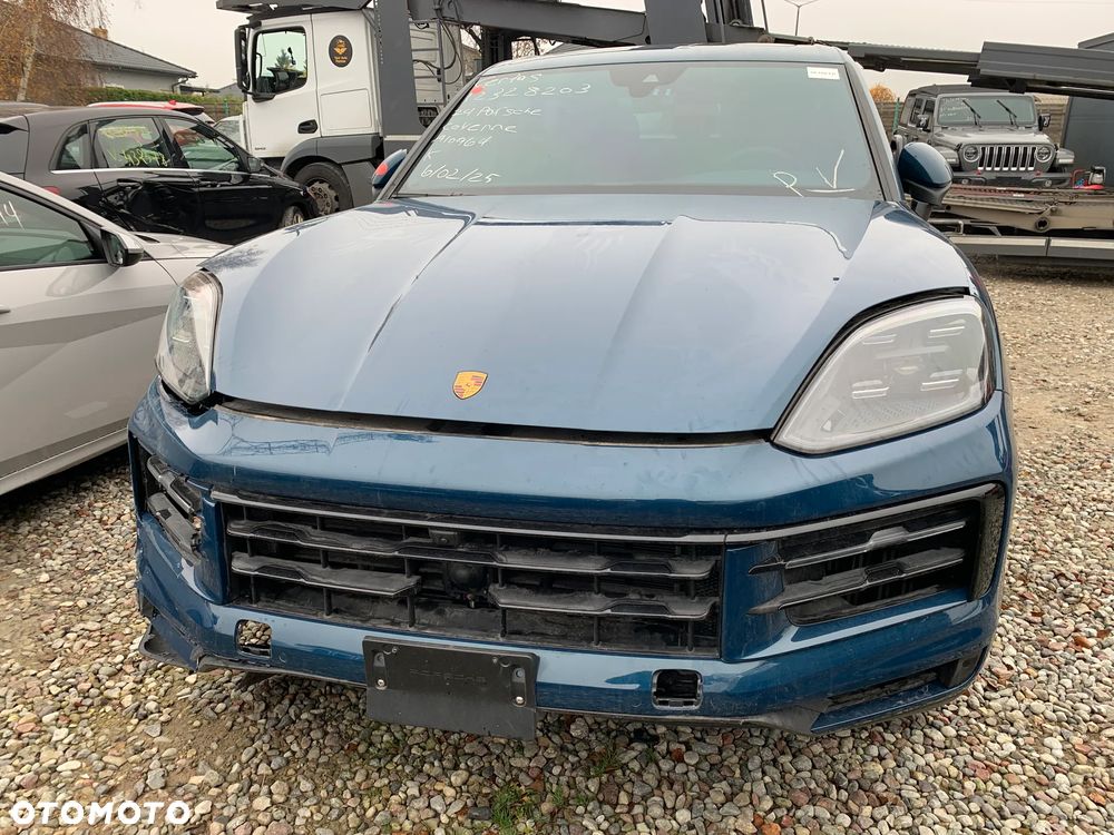 Porsche Cayenne - 5