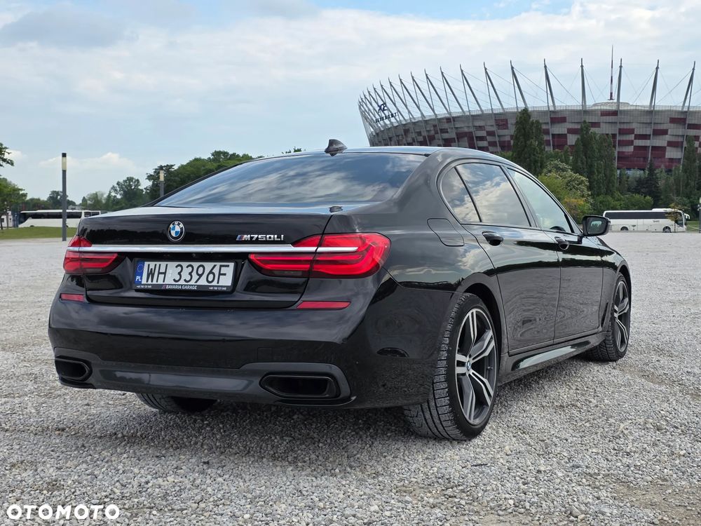 BMW Seria 7 750Li Edition Exclusive - 6