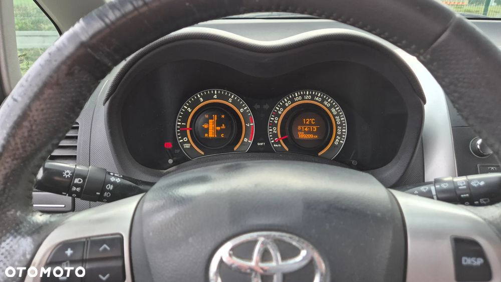 Toyota Auris 1.6 2010 - 14