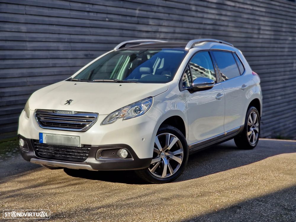 Peugeot 2008 1.2 PureTech Allure - 2