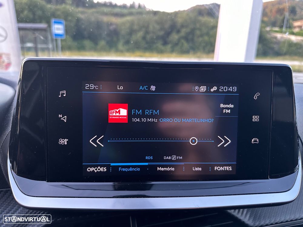 Peugeot 2008 BlueHDi 110 Active Pack - 21