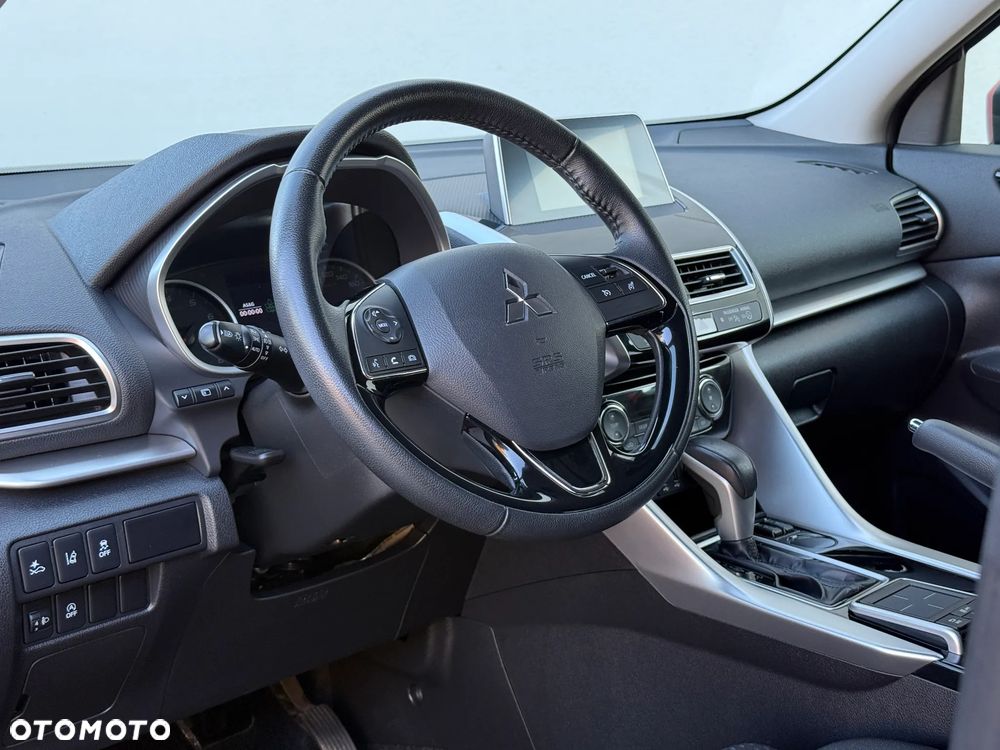 Mitsubishi Eclipse Cross - 23