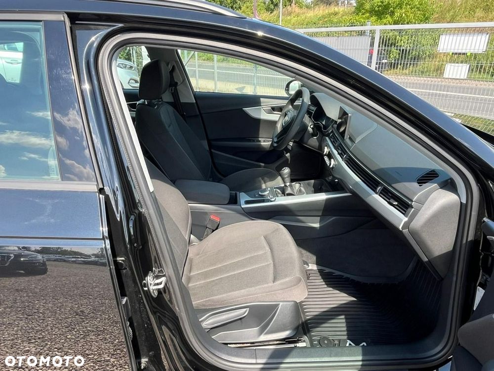 Audi A4 Avant 2.0 TDI ultra design - 8