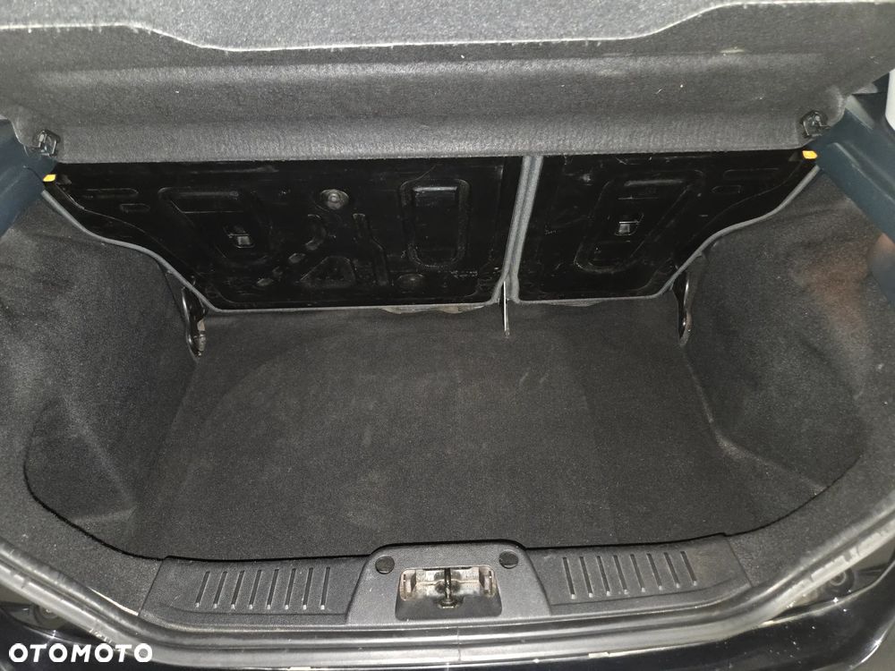 Ford Fiesta - 5