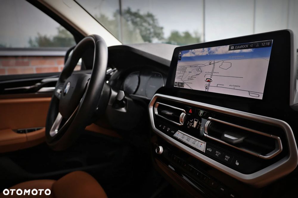 BMW X3 xDrive20i - 18