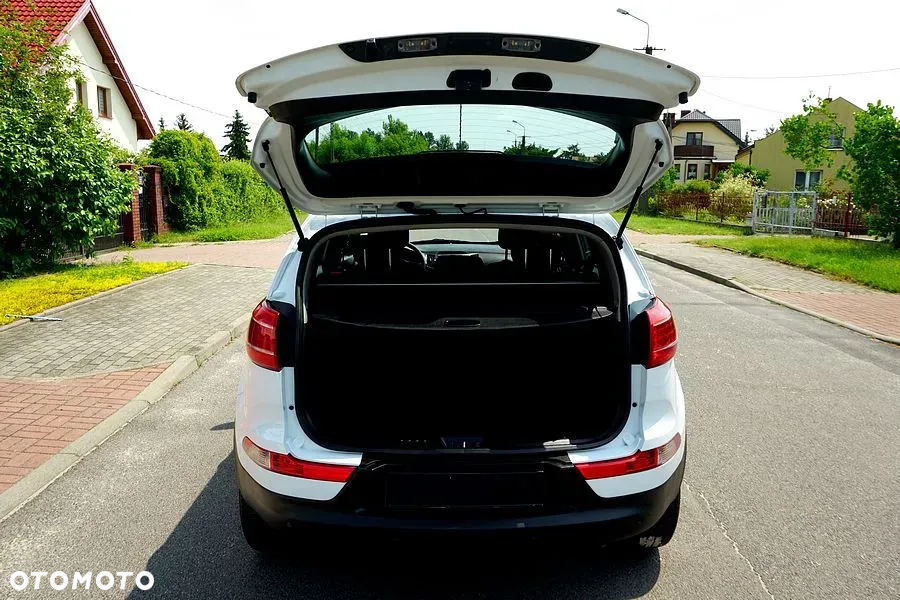 Kia Sportage 1.7 CRDI 2WD Dream-Team Edition - 16