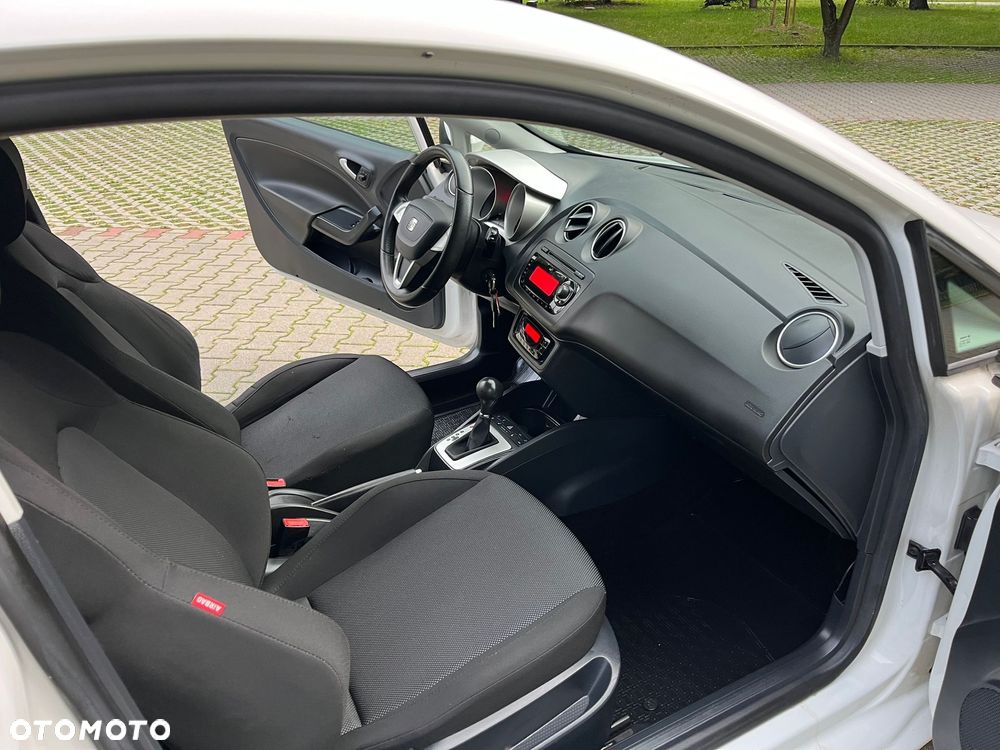 Seat Ibiza SC 1.6 16V DSG Style - 12