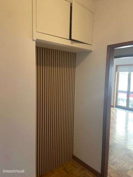 Apartamento T2 Campo Lindo - Porto - Grande imagem: 2/12