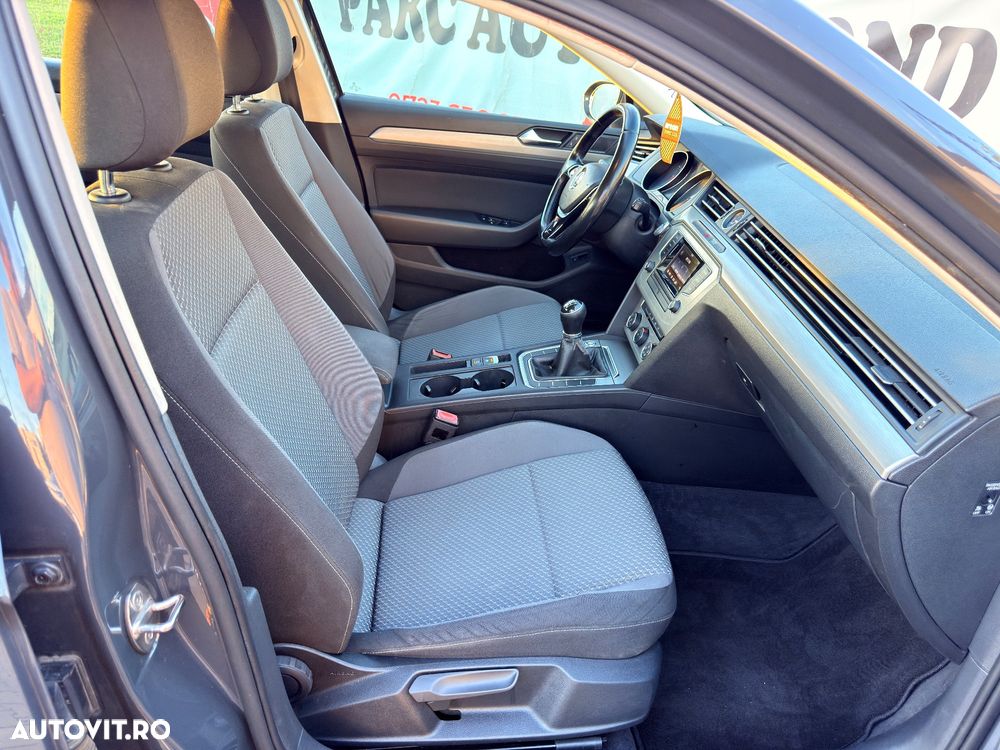 Volkswagen Passat 1.4 TSI Trendline - 6