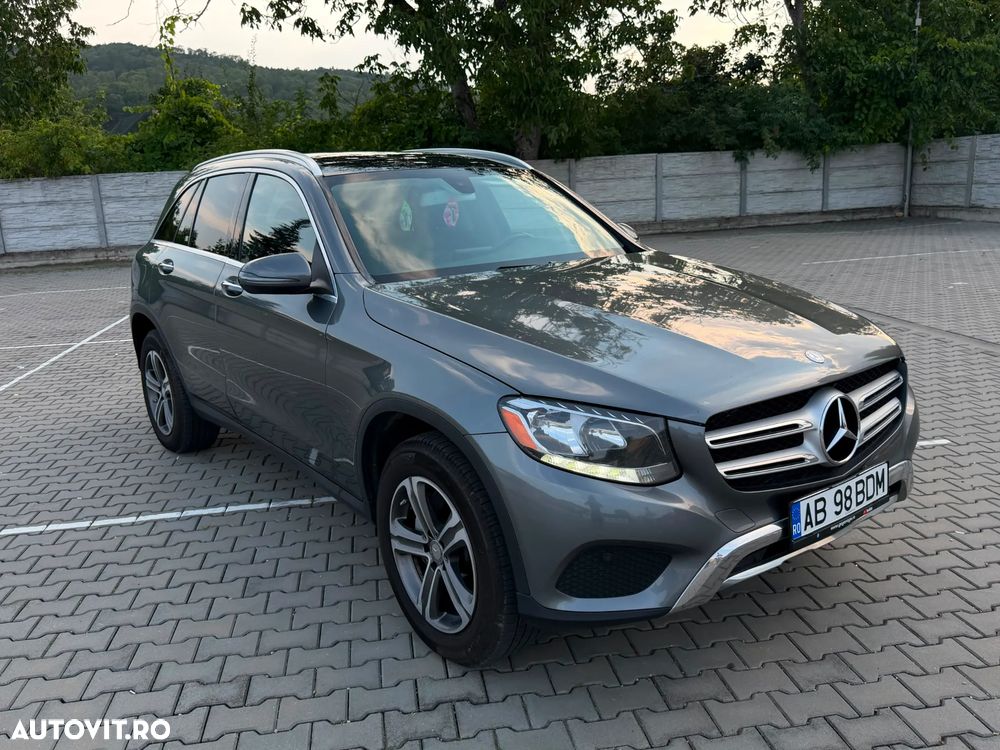 Mercedes-Benz GLC 300 4MATIC 9G-TRONIC - 2