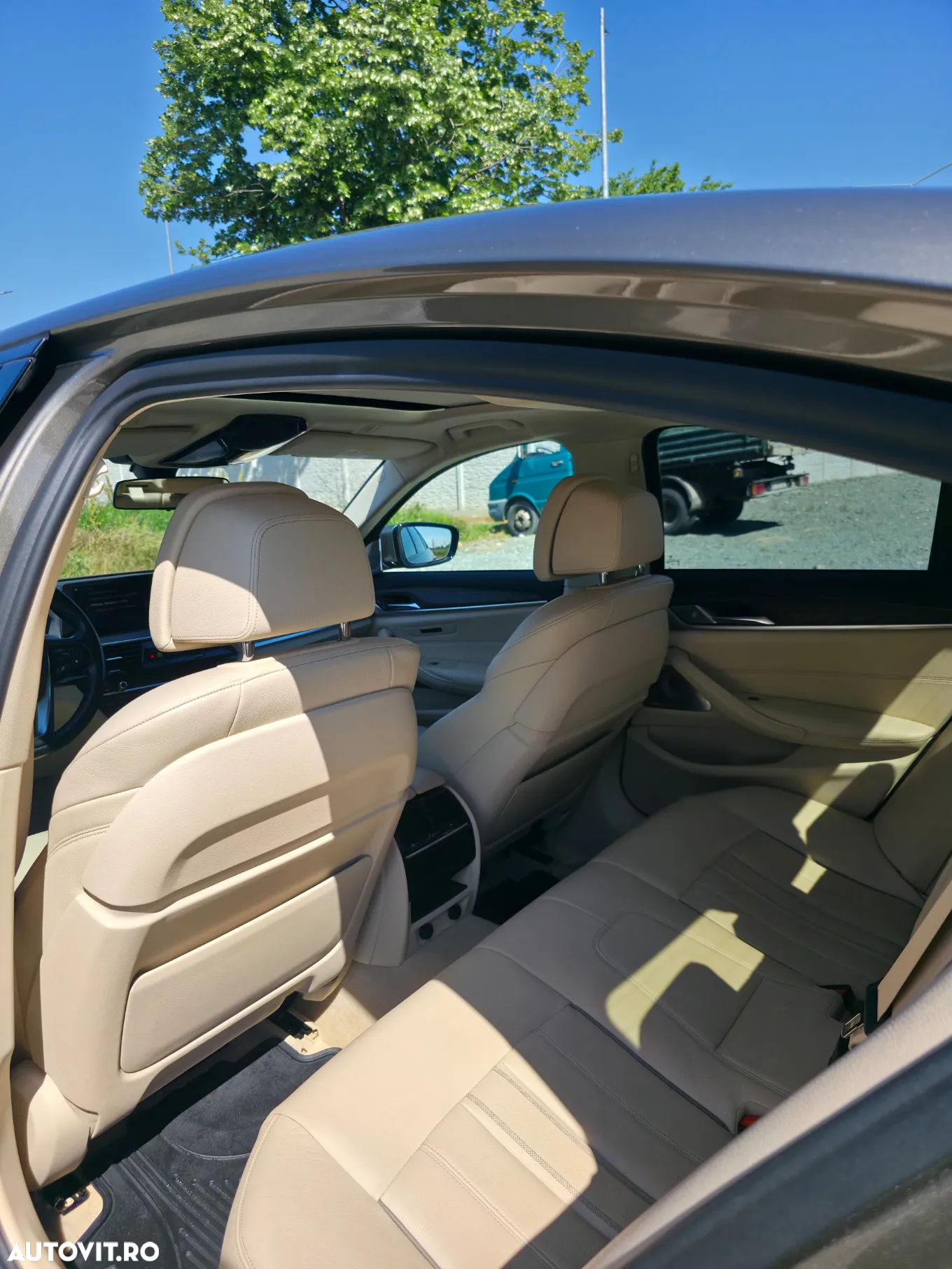 BMW Seria 5 530e iPerformance Aut. Sport Line - 11