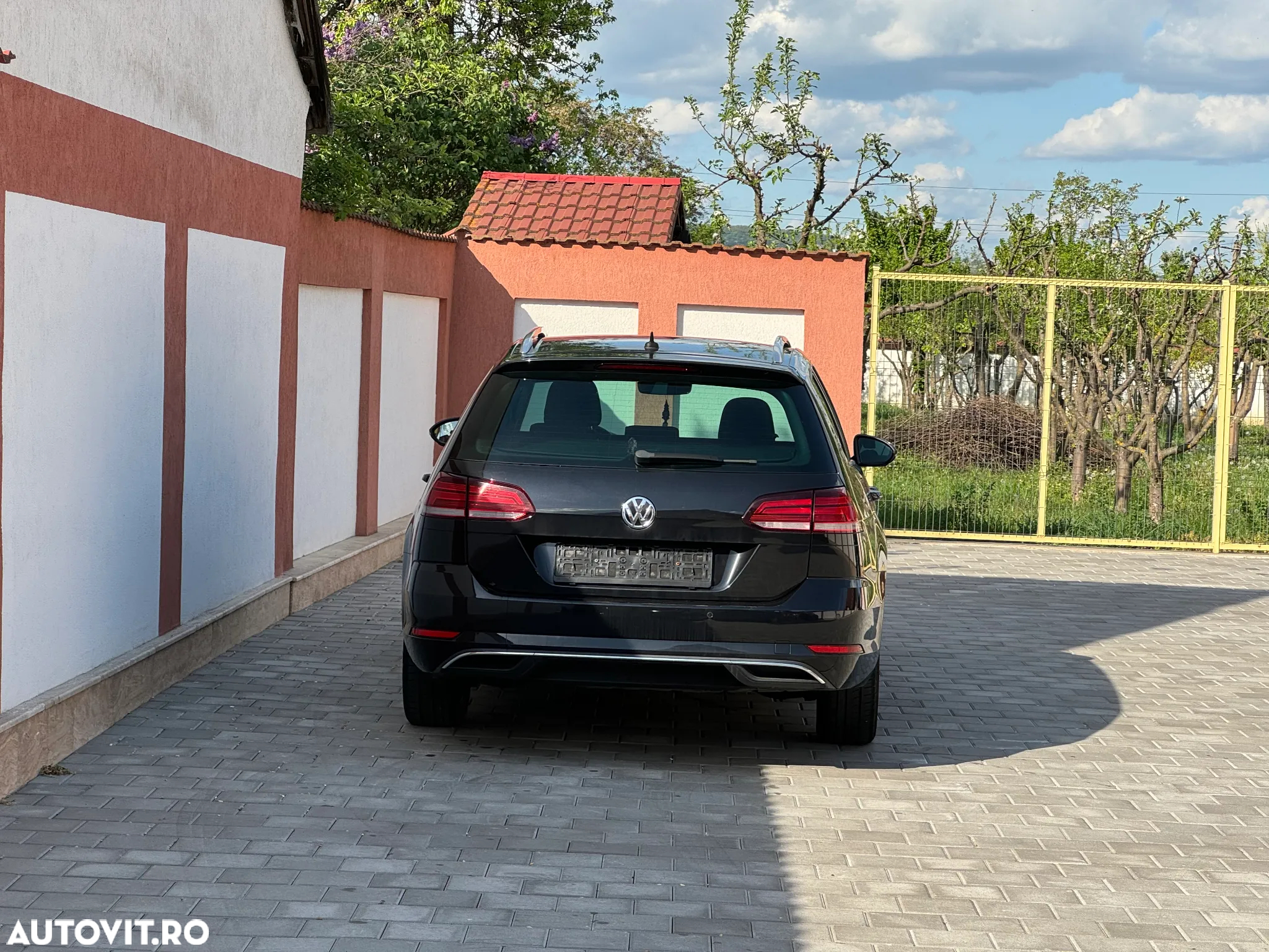 Volkswagen Golf 1.6 TDI SCR DSG Join - 30