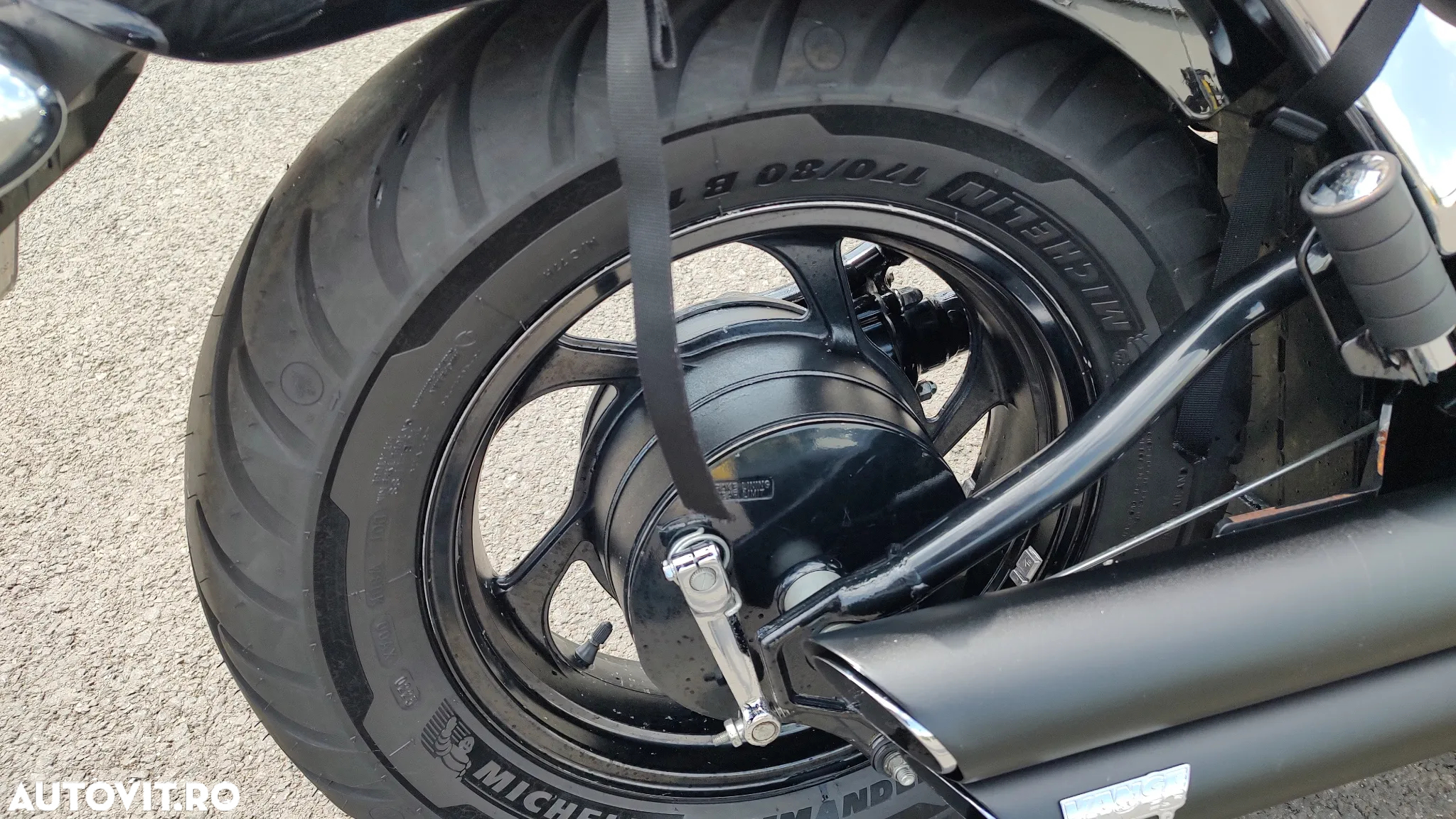 Suzuki Intruder M800 - 19