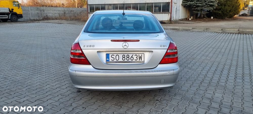 Mercedes-Benz Klasa E - 5