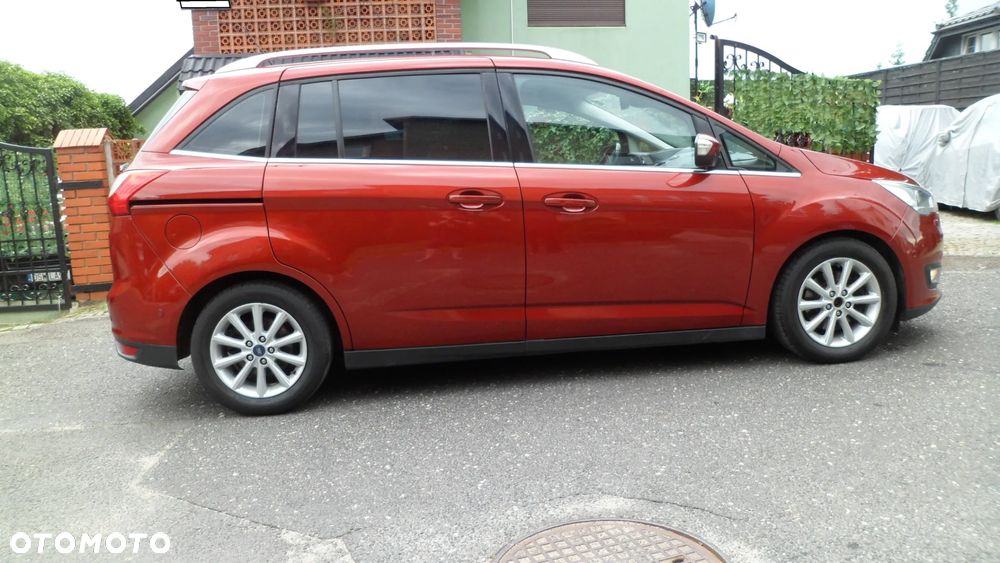 Ford Grand C-MAX - 10