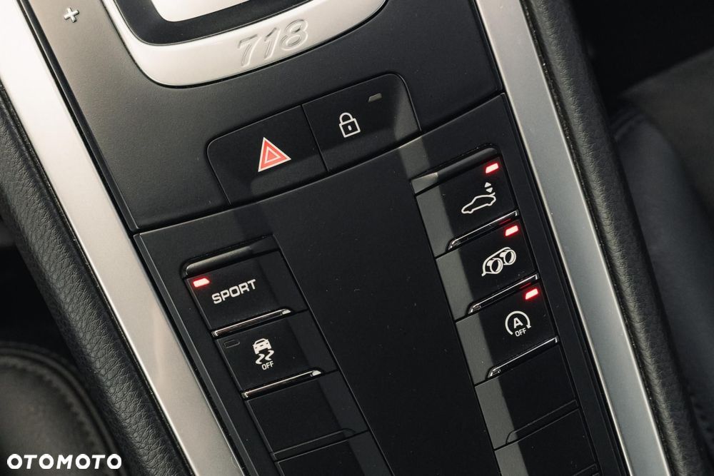 Porsche 718 Cayman GPF PDK - 21