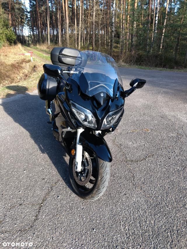Yamaha FJR - 2