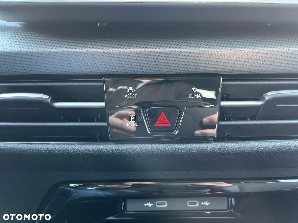 Volkswagen Golf Variant - 33