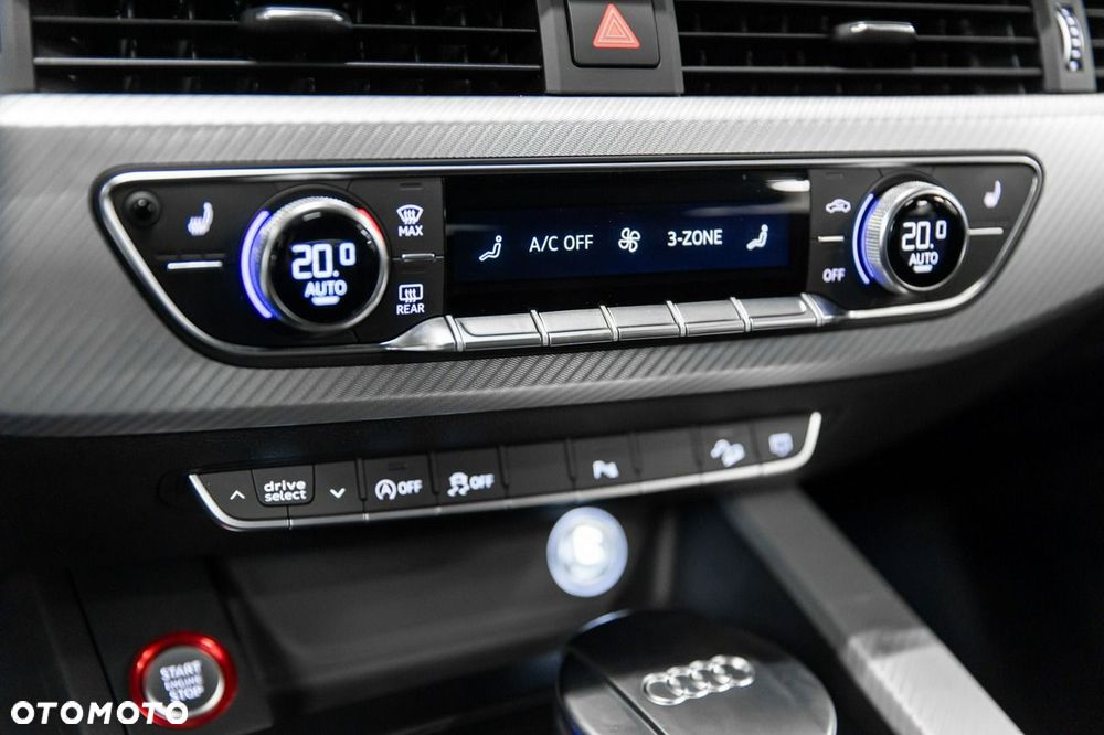 Audi A4 Allroad - 33