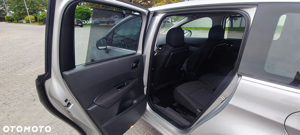 Peugeot 5008 120 VTi Active - 15