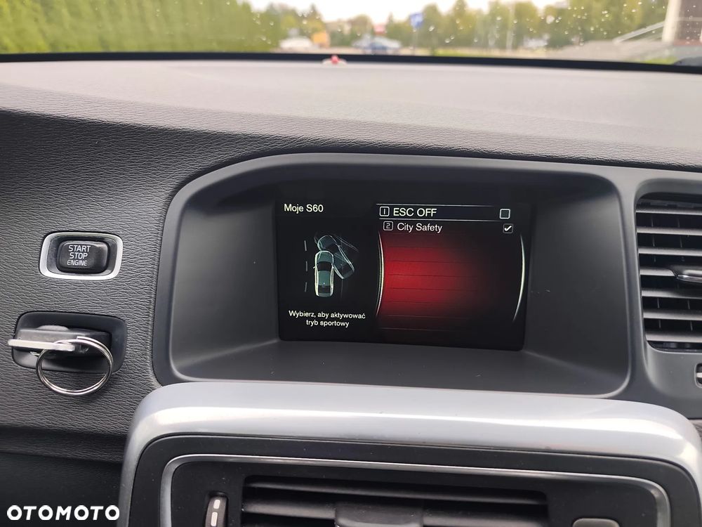 Volvo S60 D3 Summum - 17